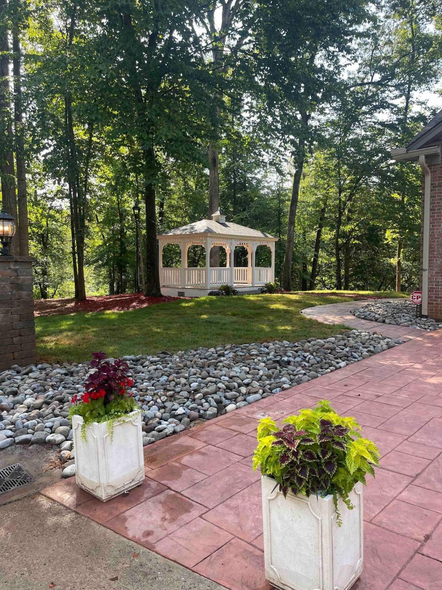 Whisper Chateau Weddings Reunions Groups 75 Plus Greensboro Exterior photo