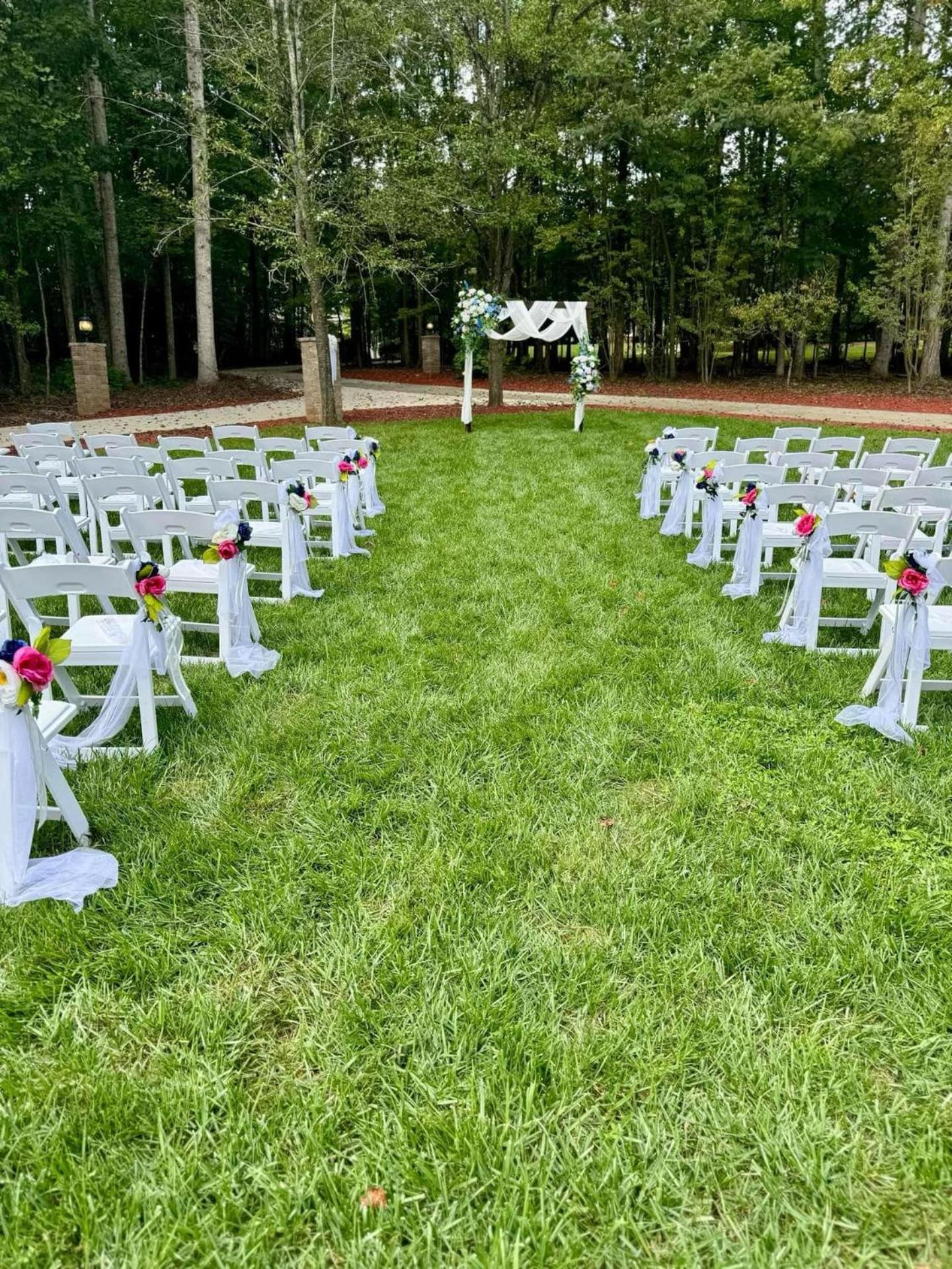 Whisper Chateau Weddings Reunions Groups 75 Plus Greensboro Exterior photo
