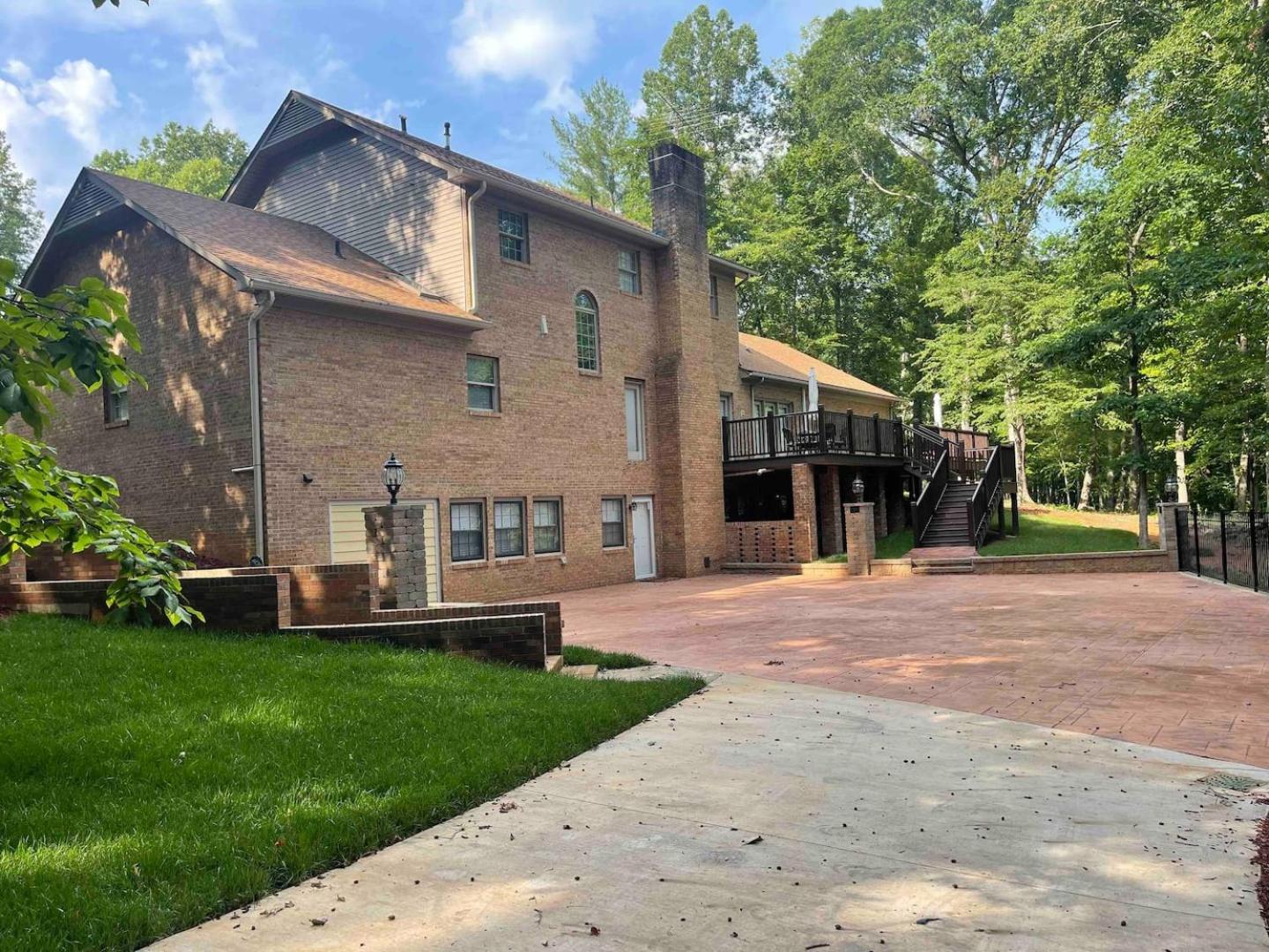 Whisper Chateau Weddings Reunions Groups 75 Plus Greensboro Exterior photo